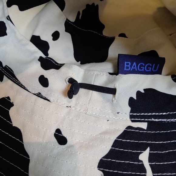 BAGGU Black and Cream Cow Print Bucket Hat - Picture 5 of 6